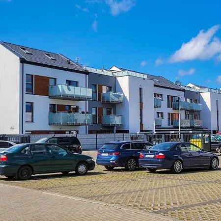 아파트 Apartament Z Ogrodkiem I Miejscem Parkingowym