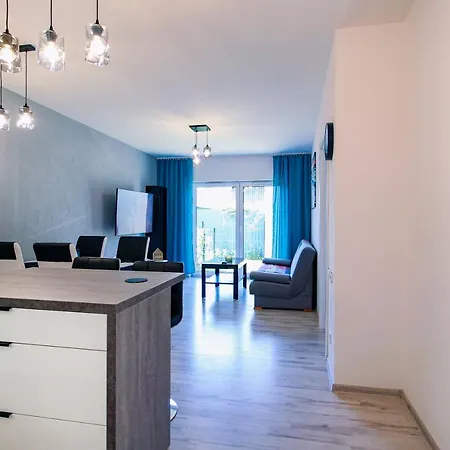 아파트 Apartament Z Ogrodkiem I Miejscem Parkingowym